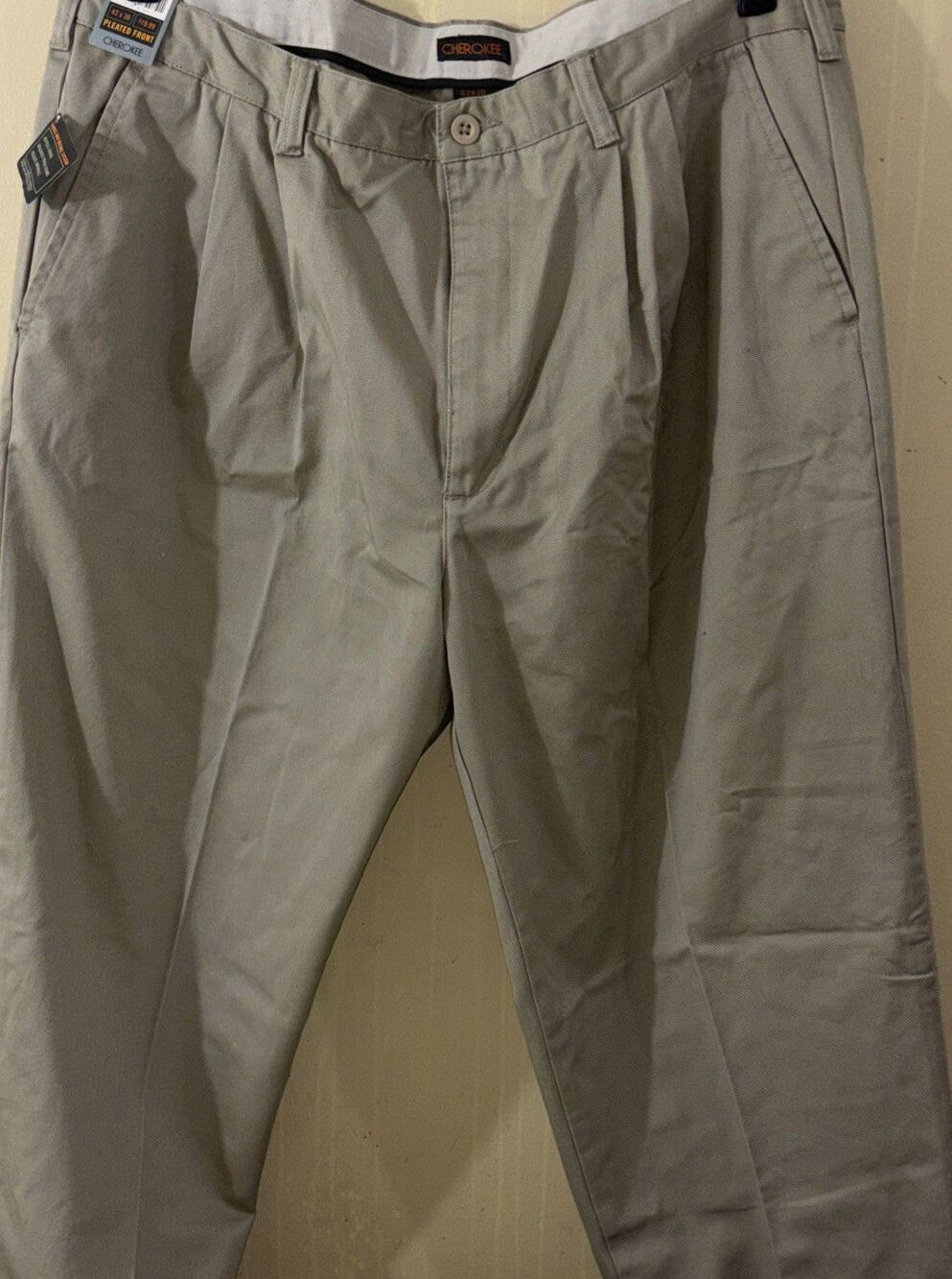 Cherokee Stain & Wrinkle Resist Khaki Pants Pleated Front Casual Workwear Golf T